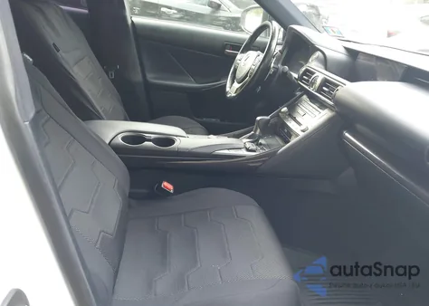 2017 Lexus Is 350 z USA, uszkodzony, nr VIN JTHBE1D2XH5029093